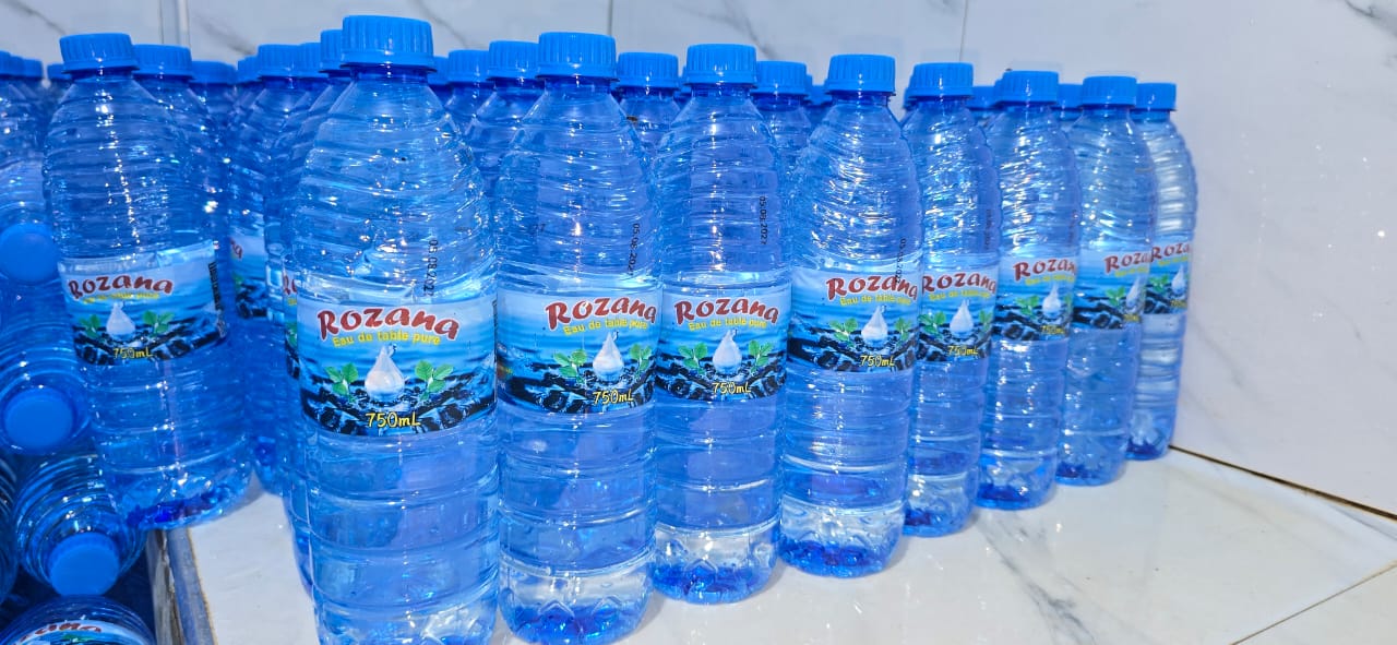 Rozana Pure Water — bouteilles 750 ml